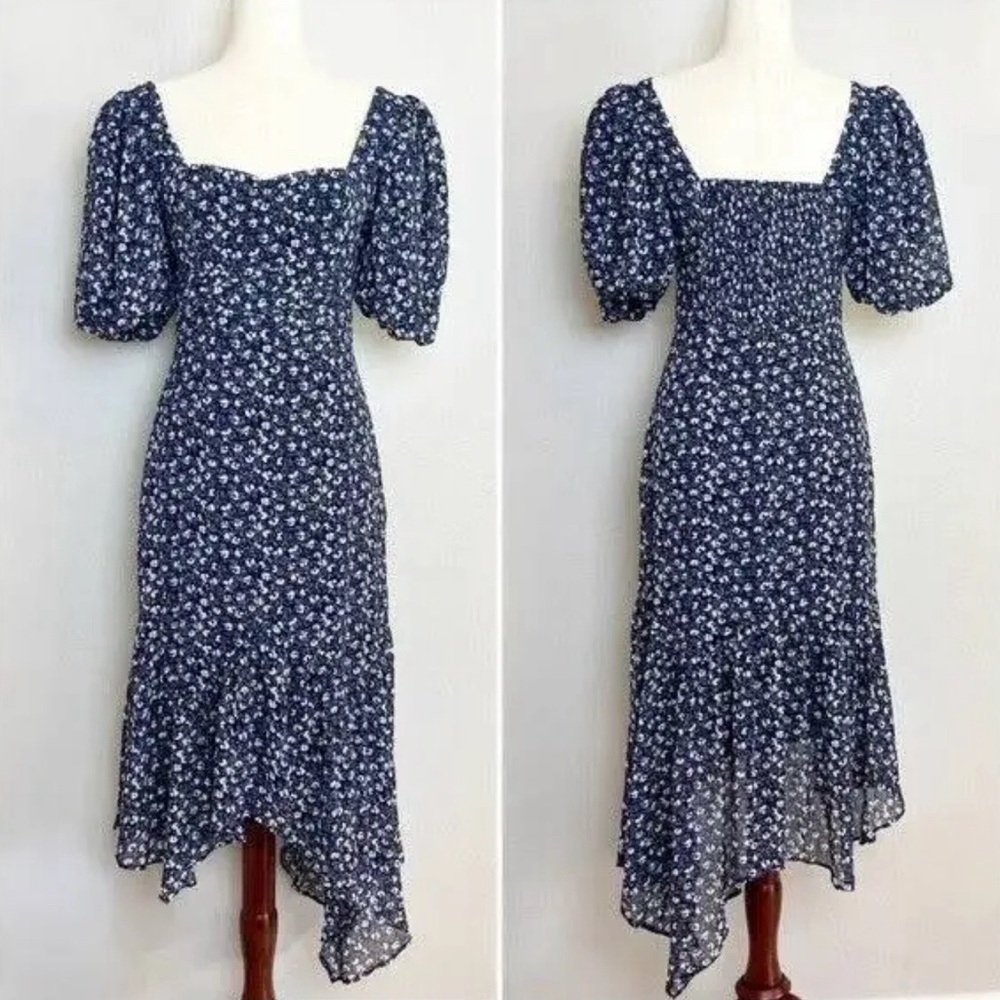 ASTR The Label puff sleeve midi floral dress
